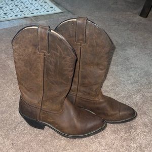 Women’s cowboy boots